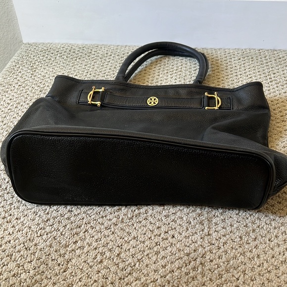 Tory Burch Handbag - Picture 3 of 11